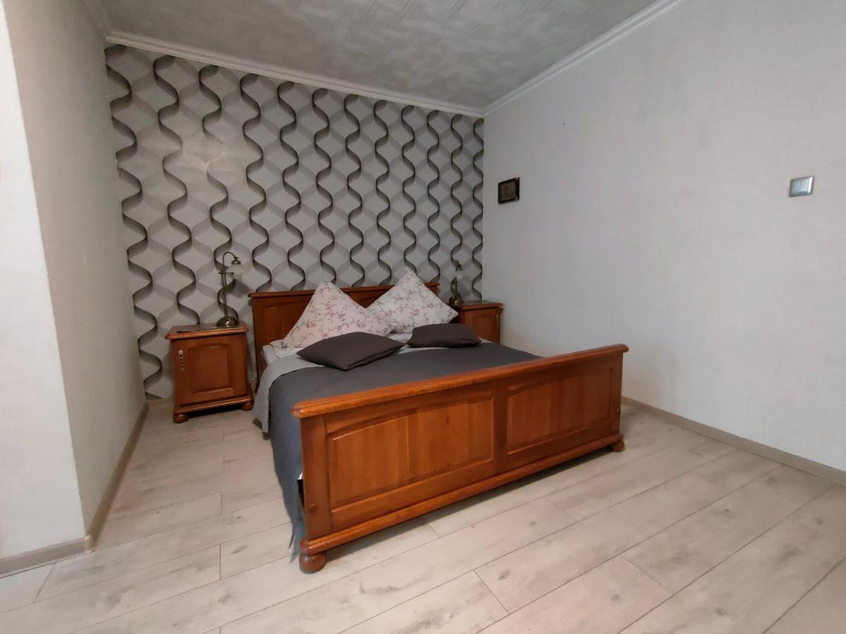 Pokoje Goscinne Cuma Łeba Buitenkant foto